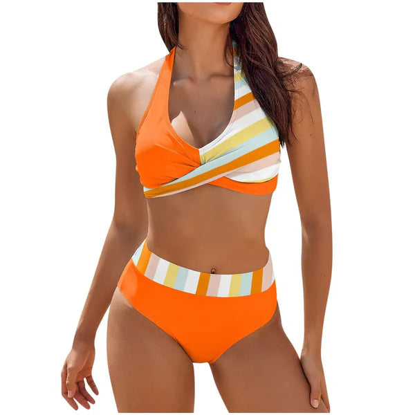 Accessorize Your Swimsuit to Make it look Fantastic