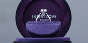 Discounted Luxury Designer Brands, at Chic Hot Club with Great Deals