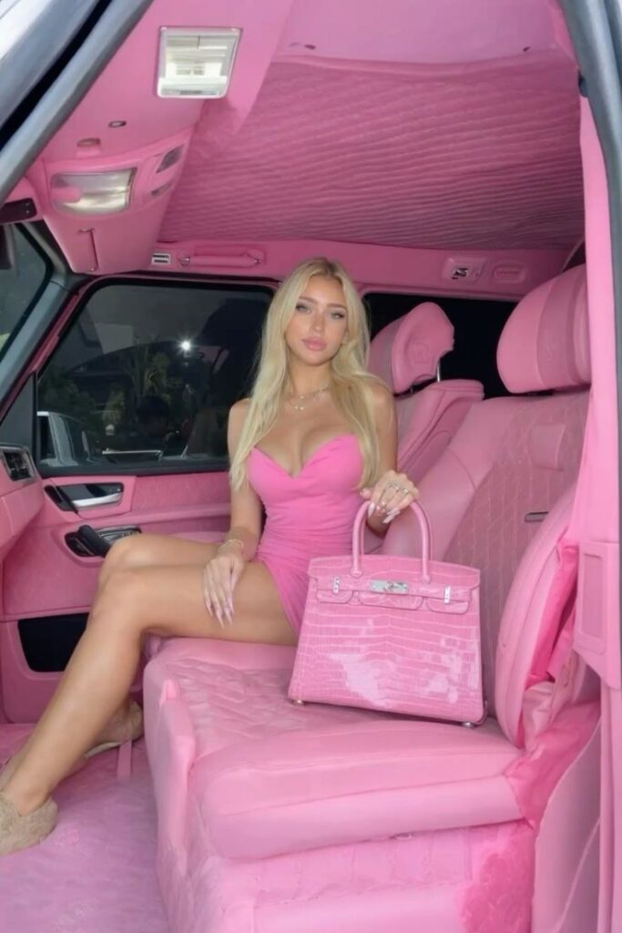 authentic luxury fashion market l Chic Hot Club